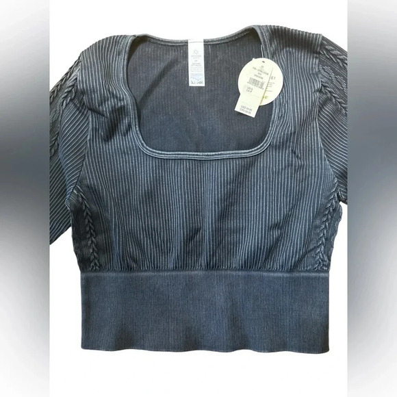 New OFFLINE By Aerie Seamless Cable Square Neck T Shirt Black Size Small NWT - Picture 4 of 8